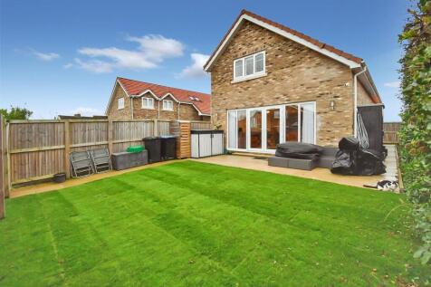 Willow Close EXT.jpg