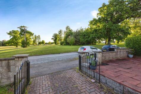 Gated Driveway