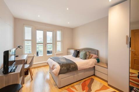 1 Aspect Court Lo-18.jpg