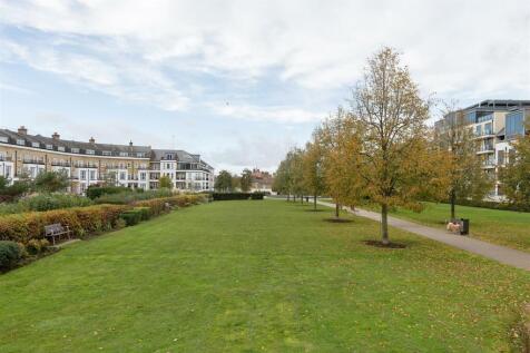 1 Aspect Court Lo-25.jpg