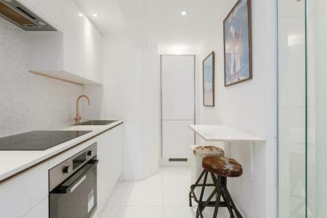 LFF 62 Cadogan Square Hi-8.jpg
