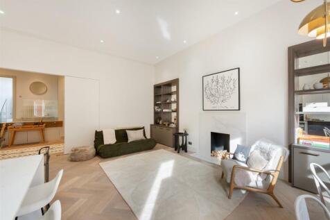 4, 8 Draycott Place Hi-11.jpg