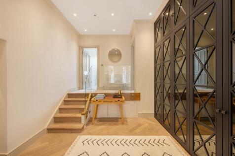 4, 8 Draycott Place Hi-16.jpg