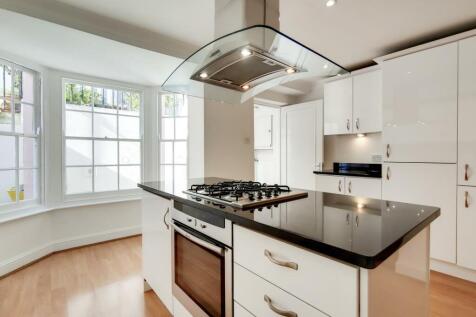 7_Kitchen-1.jpg