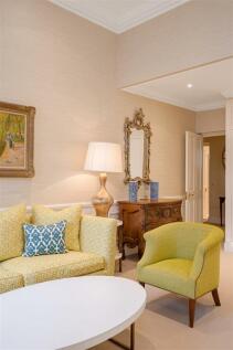 2 Lyall Street Hi-19.jpg