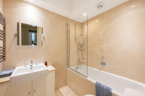 2 Lyall Street Hi-25.jpg