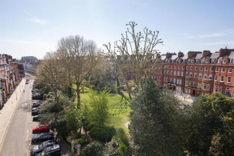 5, 13 Lennox Gardens Hi-10.jpg