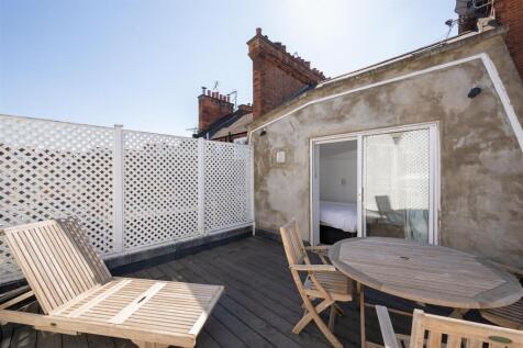 5, 13 Lennox Gardens Hi-17.jpg