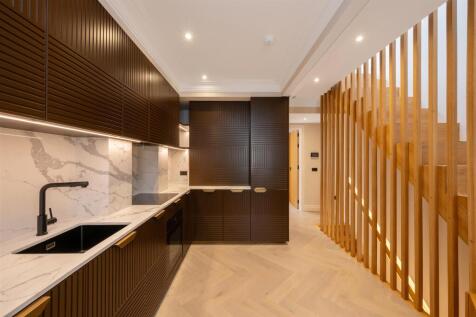 67 Kinnerton Street Hi-6.jpg