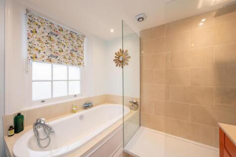 Flat 4, 54 Eaton Place Hi-18.jpg