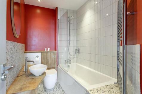 90853_Flat 1 51 Garfield Road (20)_low.jpg