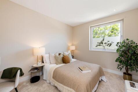 Flat 5, Caroline Walk Lo-14.jpg