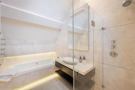Flat A, 54 Cadogan Square Hi-26.jpg