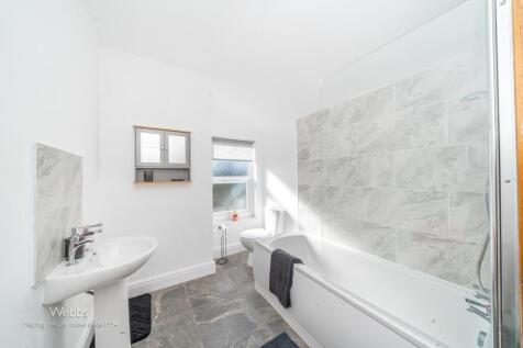 New © Webbs Estate Agents © (25 of 36).jpg