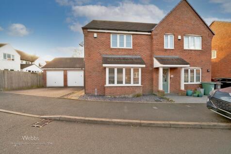 © Webbs Estate Agents © (1 of 1).jpg