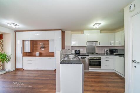 © Webbs Estate Agents © (103 of 217).jpg