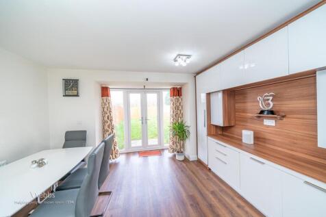 © Webbs Estate Agents © (100 of 217).jpg
