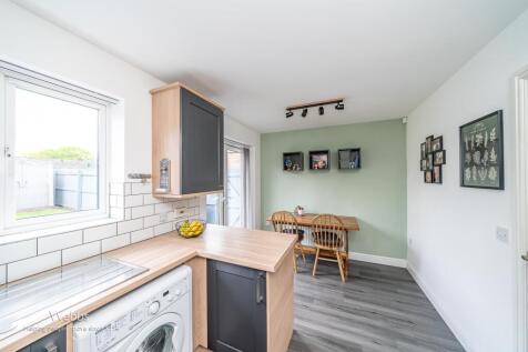 © Webbs Estate Agents © (102 of 124).jpg