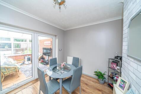 © Webbs Estate Agents © (4 of 73).jpg