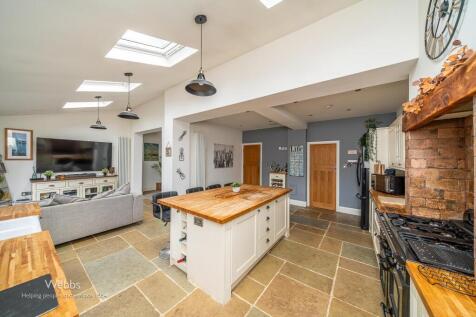 © Webbs Estate Agents © (5 of 101).jpg