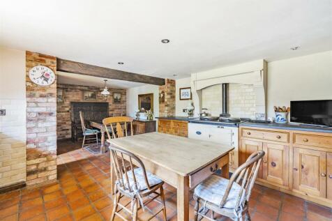 Stable Cottage, 1a Kettle End, Lois Weedon