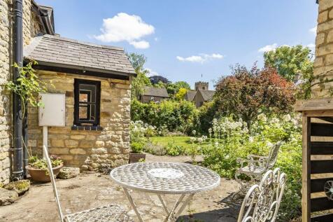 Stable Cottage, 1a Kettle End, Lois Weedon