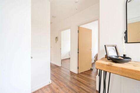 73 Alchester Court, Towcester