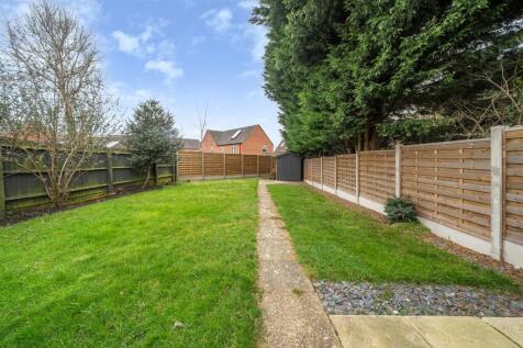 28 Kingsley Road, Silverstone