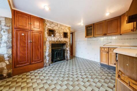 65 High Street, Whittlebury