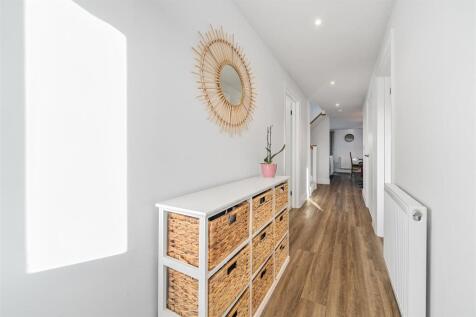 3a Plank Houses, Towcester