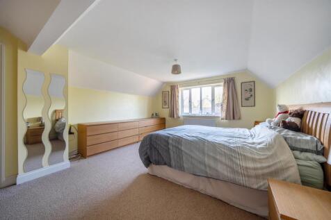 9 Farthingstone, Litchborough