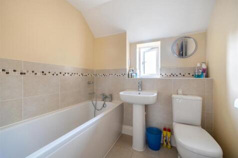 9 Farthingstone, Litchborough