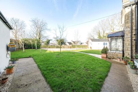 4 Towcester Road, Silverstone