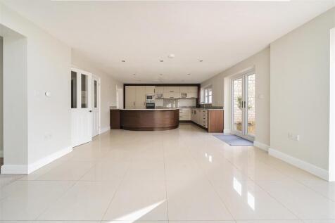 16 Hartwell Road, Ashton