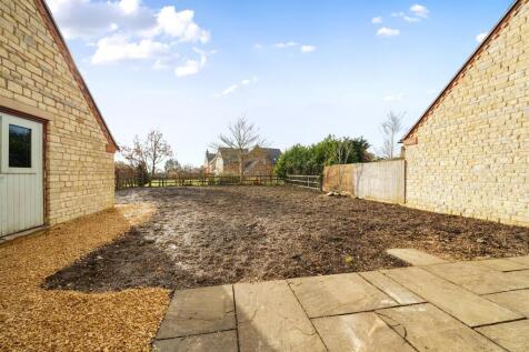 16 Hartwell Road, Ashton