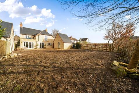 16 Hartwell Road, Ashton