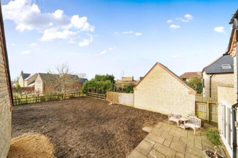 16 Hartwell Road, Ashton