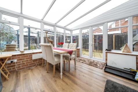 4 New Road, Maidford