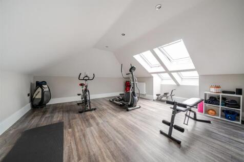 8 Towcester Road, Silverstone