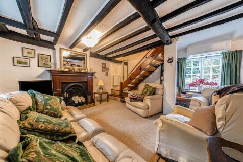 42 High Street, Blisworth