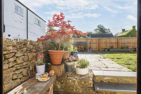 Sunnyside, 8 High Street, Gayton (12).jpg