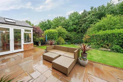 12, Herbert Gardens Towcester