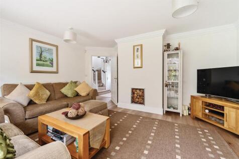 12, Herbert Gardens Towcester