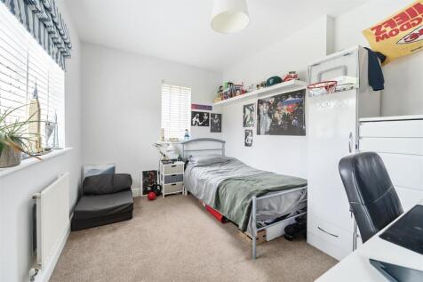 12, Herbert Gardens Towcester