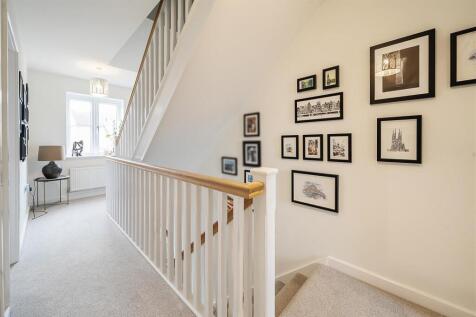 114 Redcar Road, Towcester