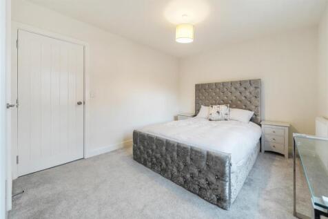 4 Sedgefield Drive, Towcester