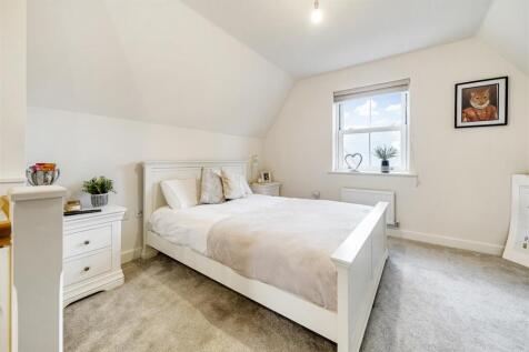 4 Sedgefield Drive, Towcester