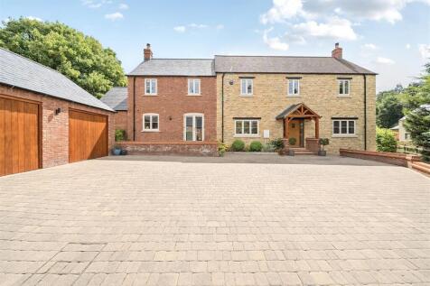 16 Earls Farm Way, Towcester (20).JPG