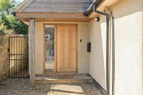 Rose Holme Cottage, 35 High Street, Paulerspury (5