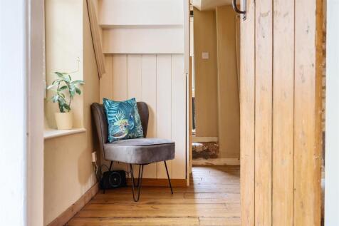Pear Tree Cottage, 12 Blakesley Hill Greens Norton